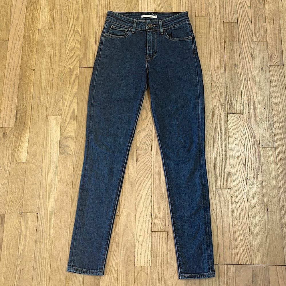 LEVI’S 721 high rise skinny jeans